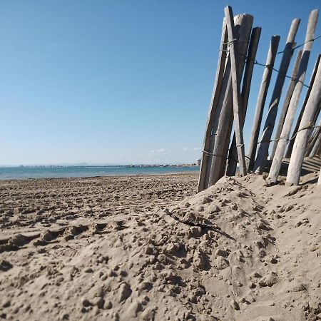 Grand Studio Au Grau-Du-Roi Proche Seaquarium Et Plage لو غراو دو روا المظهر الخارجي الصورة